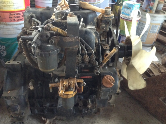 เครื่องแม็คโครเล็กkomasu.  Pc25-5