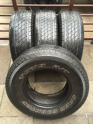 ยาง Toyo 265 70 16 ปี13 ดอกเยอะ ราคาไม่แพง