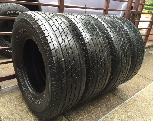 ยาง Toyo 265 70 16 ปี13 ดอกเยอะ ราคาไม่แพง