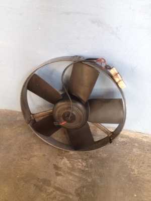 ขายพัดลม คอยร้อนแอร์ E30 ยกชุด สภาพok ราคา800 โทร0924462525โส กทม