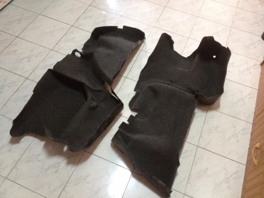 ขายบุท้ายE30 ไฟท้าย3ชั้น    สภาพok1คู่ราคา500 โทร0924462525โส กทม