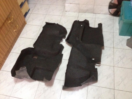 ขายบุท้ายE30 ไฟท้าย3ชั้น    สภาพok1คู่ราคา500 โทร0924462525โส กทม