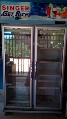 ขายด่วนตู้แช่ของซิงเกอร์