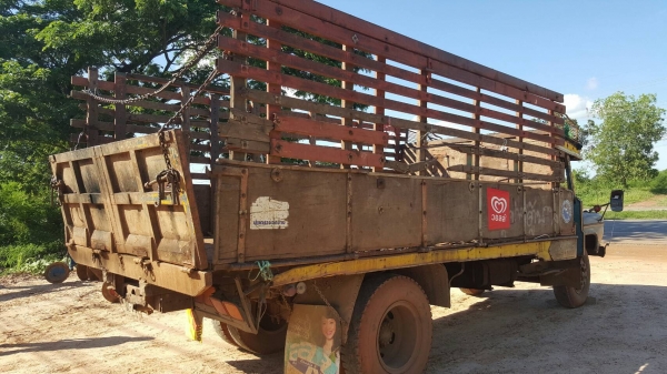 ขาย 6 ล้อ หัวยาว เครื่อง 6BB1 145 แรงม้า คัสซีสวยตลอดเส้น ทะเบียนพร้อมโอนครับ ขาย 6 ล้อ หัวยาว เครื่อง 6BB1 145 แรงม้า คัสซีสวยตลอดเส้น ทะเบียนพร้อมโอนครับ