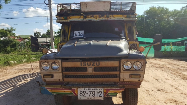 ขาย 6 ล้อ หัวยาว เครื่อง 6BB1 145 แรงม้า คัสซีสวยตลอดเส้น ทะเบียนพร้อมโอนครับ ขาย 6 ล้อ หัวยาว เครื่อง 6BB1 145 แรงม้า คัสซีสวยตลอดเส้น ทะเบียนพร้อมโอนครับ