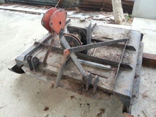 ตัวตัดหญ้า1เมตรสถาพพอใช้คับ