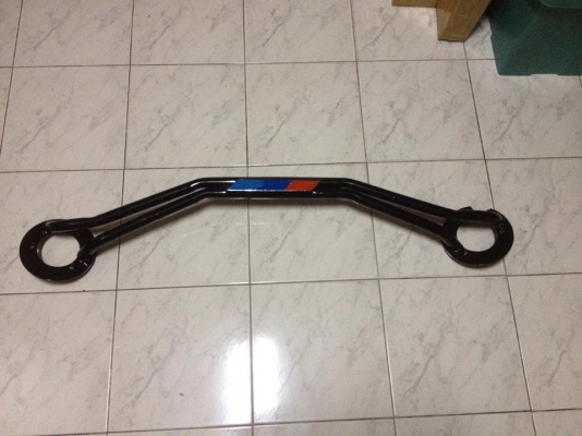 ขายค้ำโช็คM  E30 ไฟท้าย2ชั้น ราคา1800 โทร0924462525โส กทม