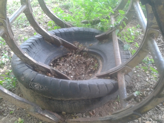 ขายคีบอ้อยกลกิจบูมเดี่ยวสภาพดีไม่มีรอยแตกรา้วปะดามปั้มดีกระบอกดีมือกำดี