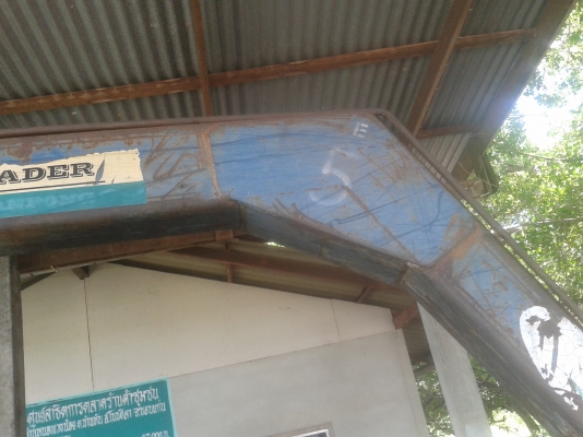 ขายคีบอ้อยกลกิจบูมเดี่ยวสภาพดีไม่มีรอยแตกรา้วปะดามปั้มดีกระบอกดีมือกำดี