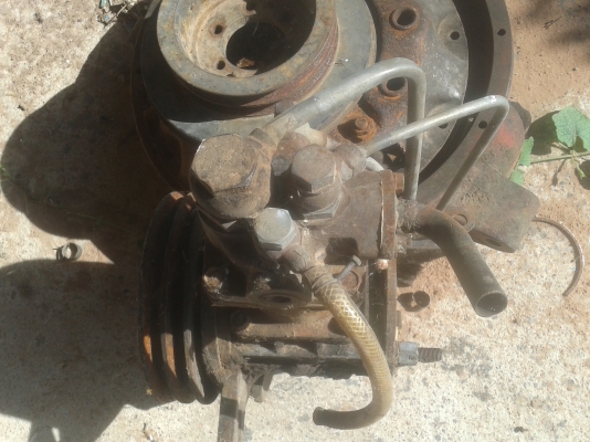 ขายปั้มลมเครื่องฮีโน่EH700แปลงใส่เบลคทิพฟี่