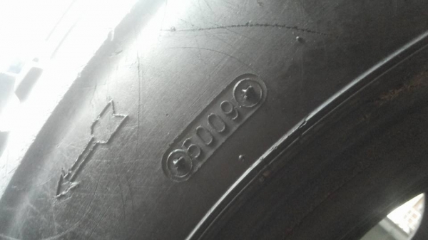 ขายยางตะขาบ 32 ขอบ16 สภาพดี ขายยางตะขาบ 32 ขอบ16 สภาพดี