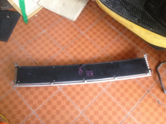 กระจังหน้าเเต่ง TOYOTA BB เก่าญี่ปุ่นเเท้สภาพสวย กระจังหน้าเเต่ง TOYOTA BB เก่าญี่ปุ่นเเท้สภาพสวย