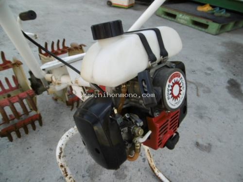เครื่องกำจัดวัชพืชในร่องข้าว MARUYAMA MKC-304 รหัสสินค้า : 80803349 www.nihonmono.com เครื่องกำจัดวัชพืชในร่องข้าว MARUYAMA MKC-304 รหัสสินค้า : 80803349 www.nihonmono.com