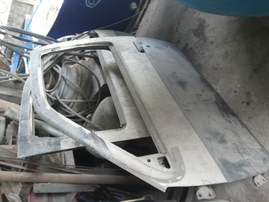 ขายเปลือกประตูบิ๊กเอ็มมือสองจากญี่ปุ่น 1,800 บาท/คู่