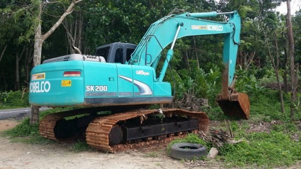 ขาย 1,890,000 KOBELCO sk 200-8 yn 12 super 11,979 ชม.เครื่องดี ปั้มแรง เอวแน่น ช่วงล่างดี รถสวยพร้อมใช้เอกสารพร้อมโอน 090-772-3710 090-772-3708