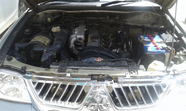 ขายเครื่องพร้อมเกียร์ สตราด้า 2500 ยังตติดรถอยู่ครับ ขายเครื่องพร้อมเกียร์ สตราด้า 2500 ยังตติดรถอยู่ครับ