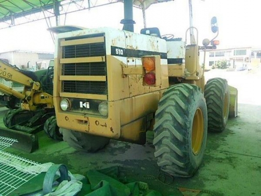 Komatsu 510 SN: 17199 กรองเดี่ยว ซีเรียลสูงมาก สวยจัด ราคาไม่แพงครับ