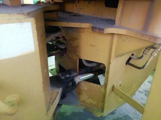 Komatsu 510 SN: 17199 กรองเดี่ยว ซีเรียลสูงมาก สวยจัด ราคาไม่แพงครับ