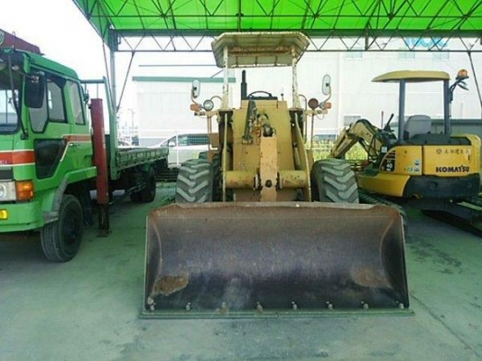 Komatsu 510 SN: 17199 กรองเดี่ยว ซีเรียลสูงมาก สวยจัด ราคาไม่แพงครับ