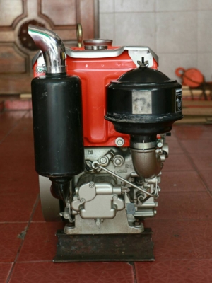 ขาย Kubota RT140 Plus สภาพ 95\% มีใบรับประกันให้ ประกันเหลืออีก 2 ปีกว่า 36,000 บาท