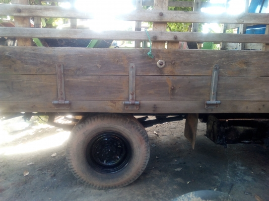 ขายรถอึแต๋นเครื่อง ISUZU 85 แรงม้า คัดซีส์หน้าห้า เพลาลอยพร้อมใช้งาน ขายรถอึแต๋นเครื่อง ISUZU 85 แรงม้า คัดซีส์หน้าห้า เพลาลอยพร้อมใช้งาน