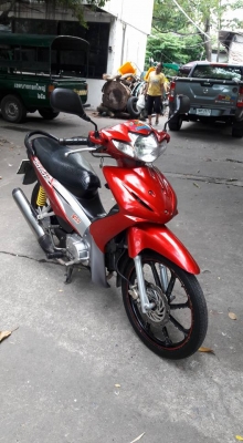 ขายลูกเดียว wave110i สตาทมือ หัวฉีด ปี2552