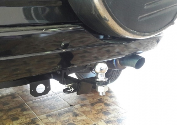 ชุดลากเรือสำหรับรถเก๋ง แบบแกนเสียบถอดได้ ไม่เจาะไม่เชื่อมรถ