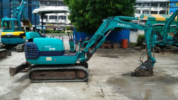 ขายKOMATSU PC27R-8  รถสวยสภาพดี...เก่าญี่ปุ่นแท้...พร้อมหัวกระแทก....สนใจโทร..089-3818694...จ๊อยจ้า...