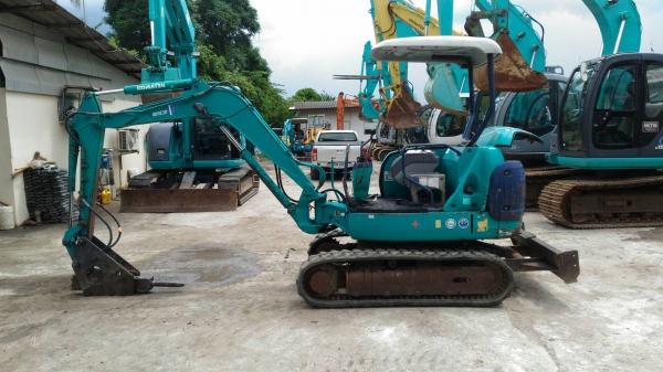 ขายKOMATSU PC27R-8  รถสวยสภาพดี...เก่าญี่ปุ่นแท้...พร้อมหัวกระแทก....สนใจโทร..089-3818694...จ๊อยจ้า...