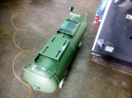 คุณลูกค้าท่านใดสนใจถังลมลูกสูบ HITACHI  125ลิตร โทรหาเราน้า