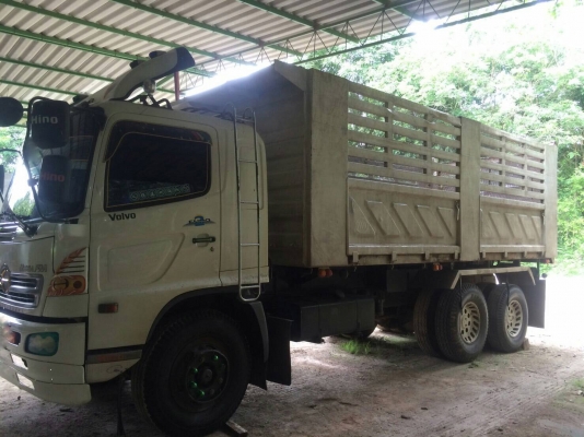 รถฮีโน่ 10 ล้อดั้ม FM1J 260 แรงม้า. ปี 49. , ( ขาย แม่ , ลูก. ) สนใจติดต่อ 081 - 6079515