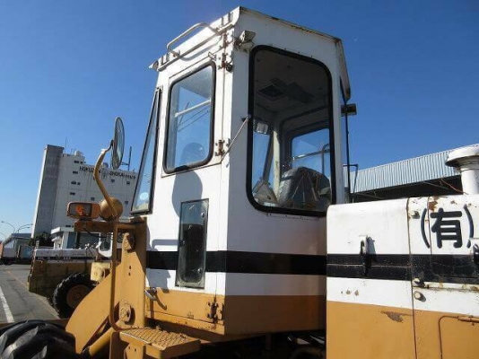 KOMATSU 510 กรองเดี่ยว สวยๆ ญี่ปุ่นแท้ สภาพ ดี พร้อมใช้งาน ราคาไม่แพง โทร.090-986-2521 อ๊อบ