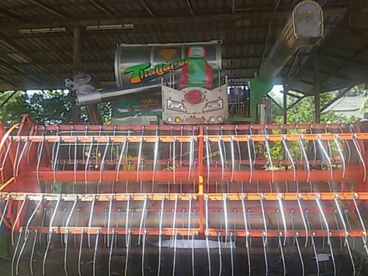 ขายรถเกี่ยวข้าวไทยเจริญ 2010ช่วงล่าง12ปั๊ม23 เครื่องnissan MD92เทอร์โบว์ 240แรงลูเลอร์ 11ลูก ขายรถเกี่ยวข้าวไทยเจริญ 2010ช่วงล่าง12ปั๊ม23 เครื่องnissan MD92เทอร์โบว์ 240แรงลูเลอร์ 11ลูก