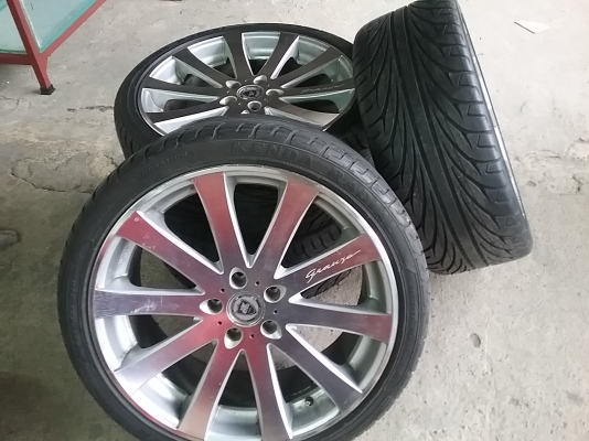 แม็กพร้อมยาง 5รู ขอบ 20" ยาง 245/35/ZR20 แม็กพร้อมยาง 5รู ขอบ 20" ยาง 245/35/ZR20