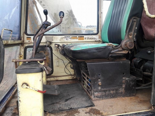 ขาย 120-3 รถสภาพพร้อมทำงาน เอวแน่น ปั้มดี เครื่องดี สลักบุ้งกี้แน่น ทั้งคันติดต่อ เจ้าของ 0805771468 คุณ อาท