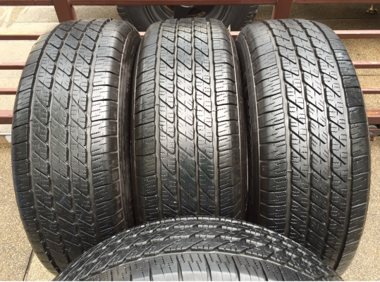 ยาง Michelin 265 65 17 ปี14 ดอกเต็ม เนื้อนิ่ม ราคาไม่แพง