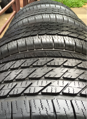 ยาง Michelin 265 65 17 ปี14 ดอกเต็ม เนื้อนิ่ม ราคาไม่แพง