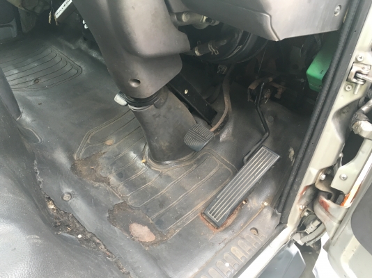 ขายหัวเก๋งรถบรรทุก 4ล้อ,6 ล้อเล็ก NISSAN CABSTAR นำเข้าจากญี่ปุ่น พร้อมใช้ สนใจติดต่อ 081-9485494