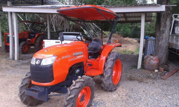 L3008 รถสวยมาก จัดการเปลี่ยนซีลและถ่ายของเหลวใหม่หมด ราคาแบ่งกันไปใช้ครับ 0818527370