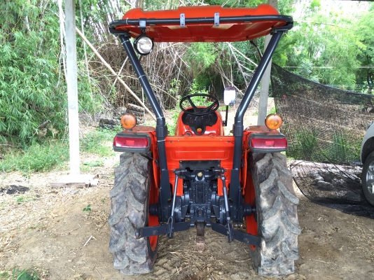 L3008 รถสวยมาก จัดการเปลี่ยนซีลและถ่ายของเหลวใหม่หมด ราคาแบ่งกันไปใช้ครับ 0818527370