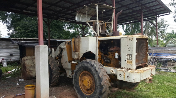 ขาย รถตัก CAT 920 รถใช้งานอยู่ ยางดีทั้ง 4 เส้น ราคาคุยกันได้