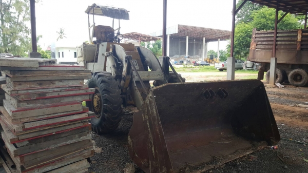 ขาย รถตัก CAT 920 รถใช้งานอยู่ ยางดีทั้ง 4 เส้น ราคาคุยกันได้