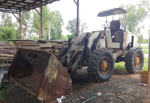 ขาย รถตัก CAT 920 รถใช้งานอยู่ ยางดีทั้ง 4 เส้น ราคาคุยกันได้