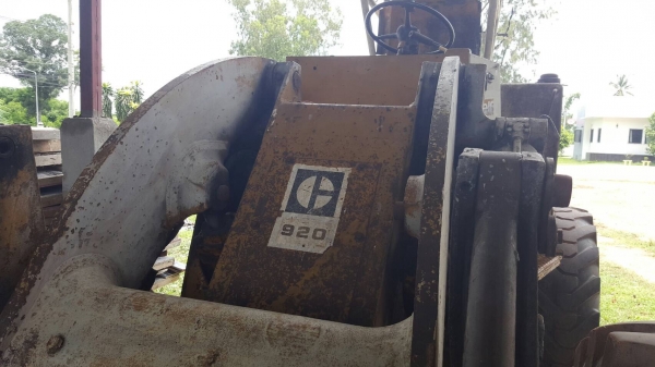 ขาย รถตัก CAT 920 รถใช้งานอยู่ ยางดีทั้ง 4 เส้น ราคาคุยกันได้