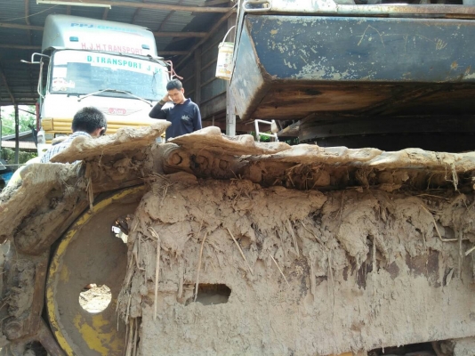 ขาย แบคโฮ KOMATSU PC120-5 เอกสารใบซื้อขาย เครื่องดี ช่วงล่างเช็คใหม่แล้ว รถใช้งานอยู่ครับ ขาย แบคโฮ KOMATSU PC120-5 เอกสารใบซื้อขาย เครื่องดี ช่วงล่างเช็คใหม่แล้ว รถใช้งานอยู่ครับ