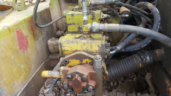 ขาย แบคโฮ KOMATSU PC120-3 คอนโทรลสั้น สภาพพร้อมใช้งาน เครื่องดี ปั้มดี ช่วงล่างแน่น เอกสารใบซื้อขาย ขาย แบคโฮ KOMATSU PC120-3 คอนโทรลสั้น สภาพพร้อมใช้งาน เครื่องดี ปั้มดี ช่วงล่างแน่น เอกสารใบซื้อขาย