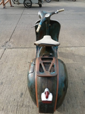 ขาย vespa 64 ของแท้ติดรถพอมีครับ ฝาเบีย ตัวเอ กระโหลกครอบเสื้อ ฝาคาบู คันเกียคันเร่งติดรถ ขายราคา 53,500 บาทครับ รถเลขโคลงเครื่องแท้ครับ no book นะครับ สนใจติดต่อได้ครับ 0826336557 โป้งครับ รับเทรินทุกรุ่นครับ