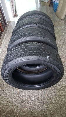 ขายยาง Bridgestone Turanza ER33 215/55R17 CNB 3112 จำนวน 4 เส้น (ตำหนิ 1 เส้น) ราคา 3200 บาท ติดต่อ เอก 089-7400615 ขายยาง Bridgestone Turanza ER33 215/55R17 CNB 3112 จำนวน 4 เส้น (ตำหนิ 1 เส้น) ราคา 3200 บาท ติดต่อ เอก 089-7400615