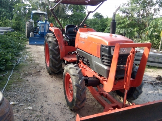 ขายรถไถคูโบต้า L 4508 พร้อมดันหน้า หาง 6 เล่มทะเบียน ขายรถไถคูโบต้า L 4508 พร้อมดันหน้า หาง 6 เล่มทะเบียน