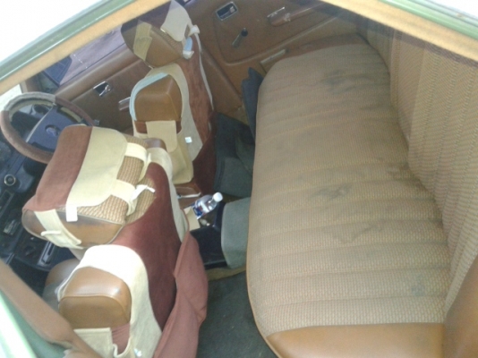 ขายซากรถเบนต์230eตามสภาพครับ ขายซากรถเบนต์230eตามสภาพครับ